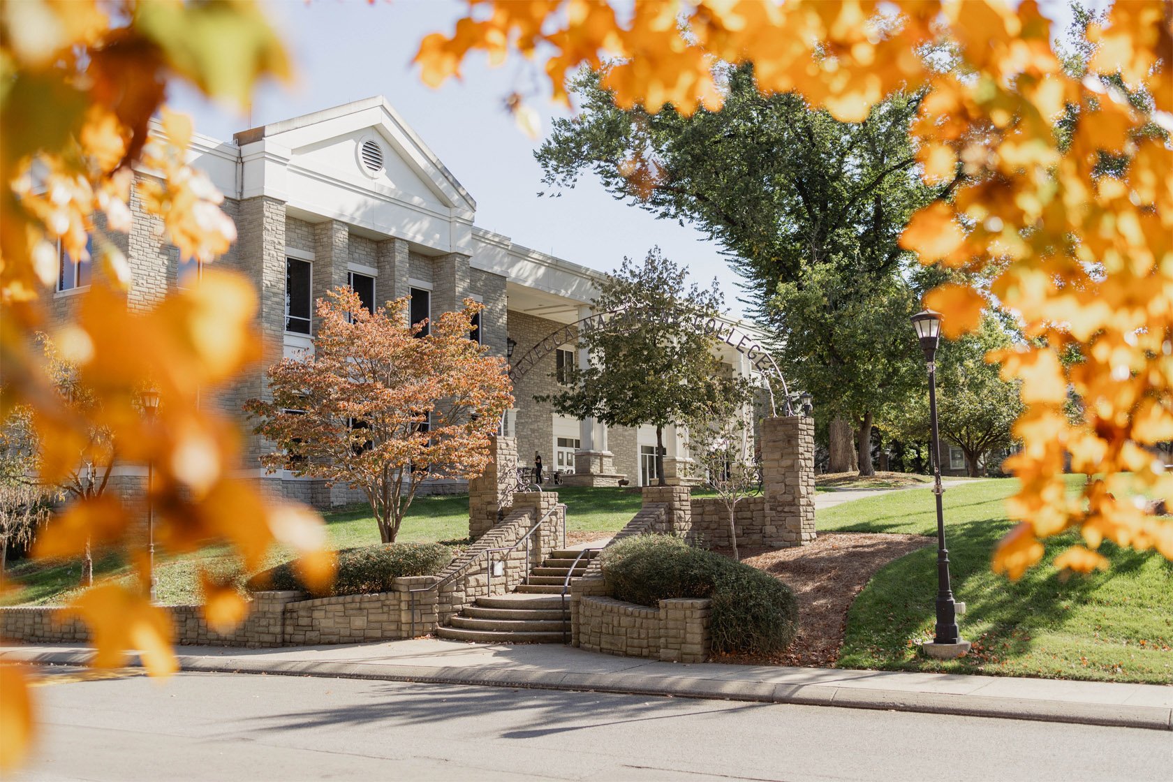 111423_Fall Campus Shot_Visit Page_Resize