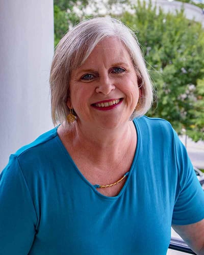 Kathy Mowry headshot
